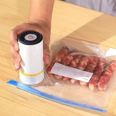 USB Rechargeable Mini Vacuum Sealer 11*5.3*5.3cm - Image 2