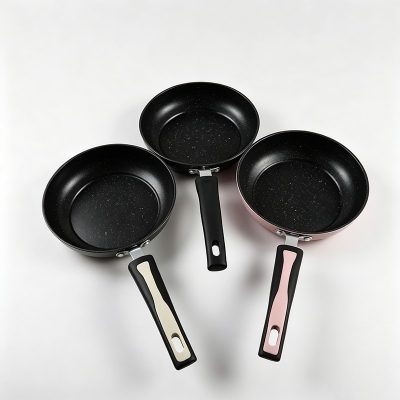 HL-4622 Non-stick Iron Frying Pan 20cm - Image 3